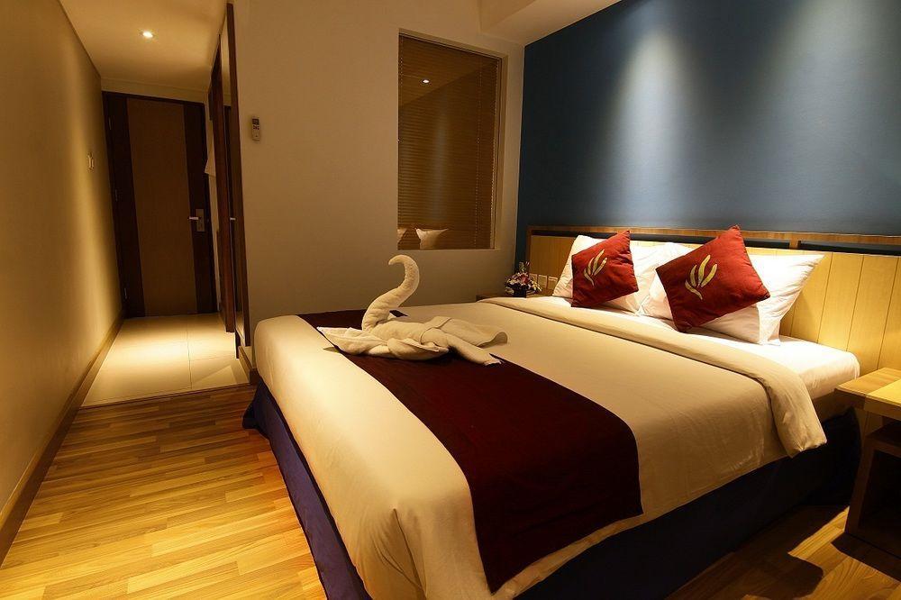 Santosa City Hotel Denpasar Exterior foto